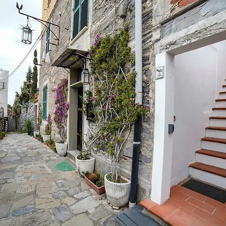 San Pietro's Terrace * פורטו ונרה